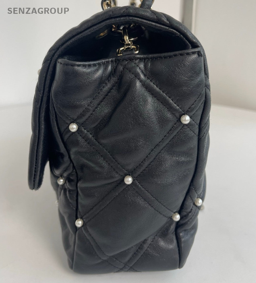 Chanel Diamond Pearl Chain Shoulder Bag Crossbody Black Gold Women Designer