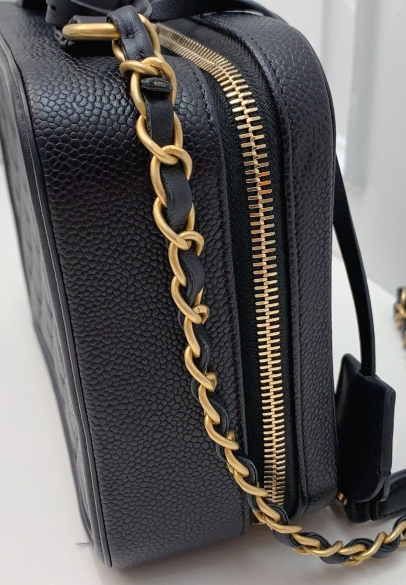 Chanel Diamond Chain 2Way Shoulder Bag Crossbody Black Gold Used Women Classic