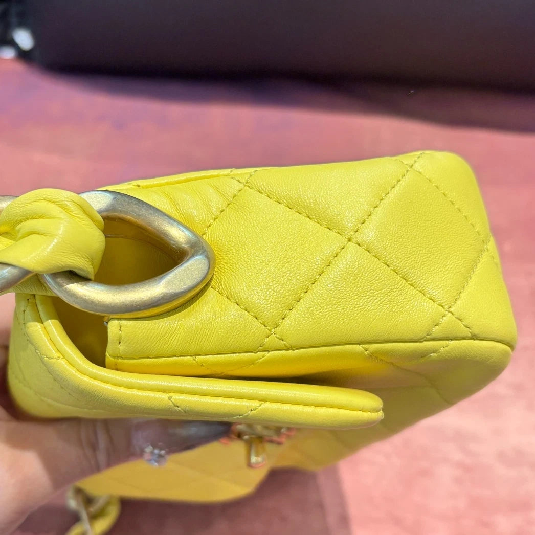 CHANEL Gold Quilted Leather Shoulder Underarm Bag For Women
