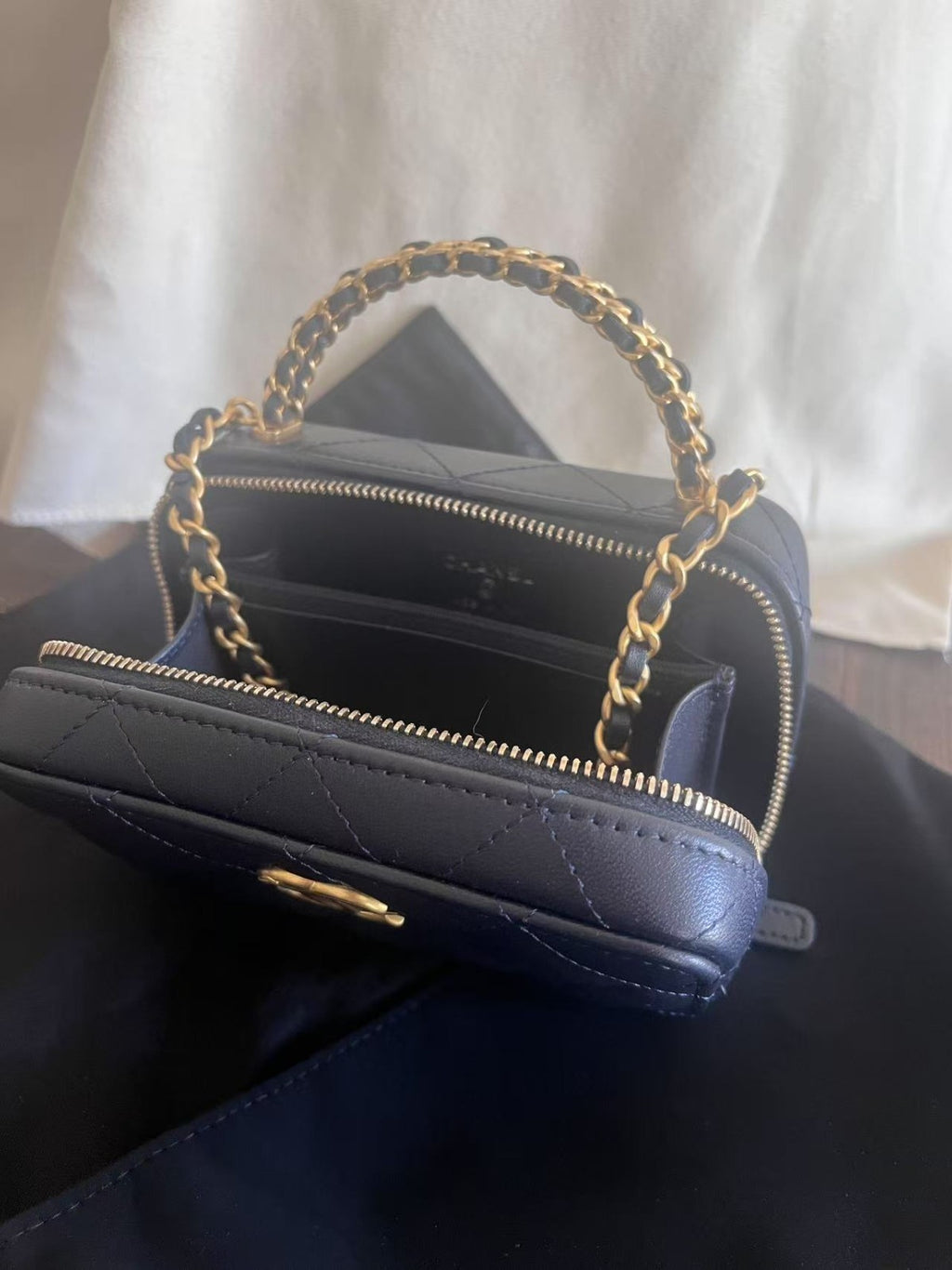 CHANEL 22K  Camera bag mini Top Handle Chain Strap Crossbody Brand NEW