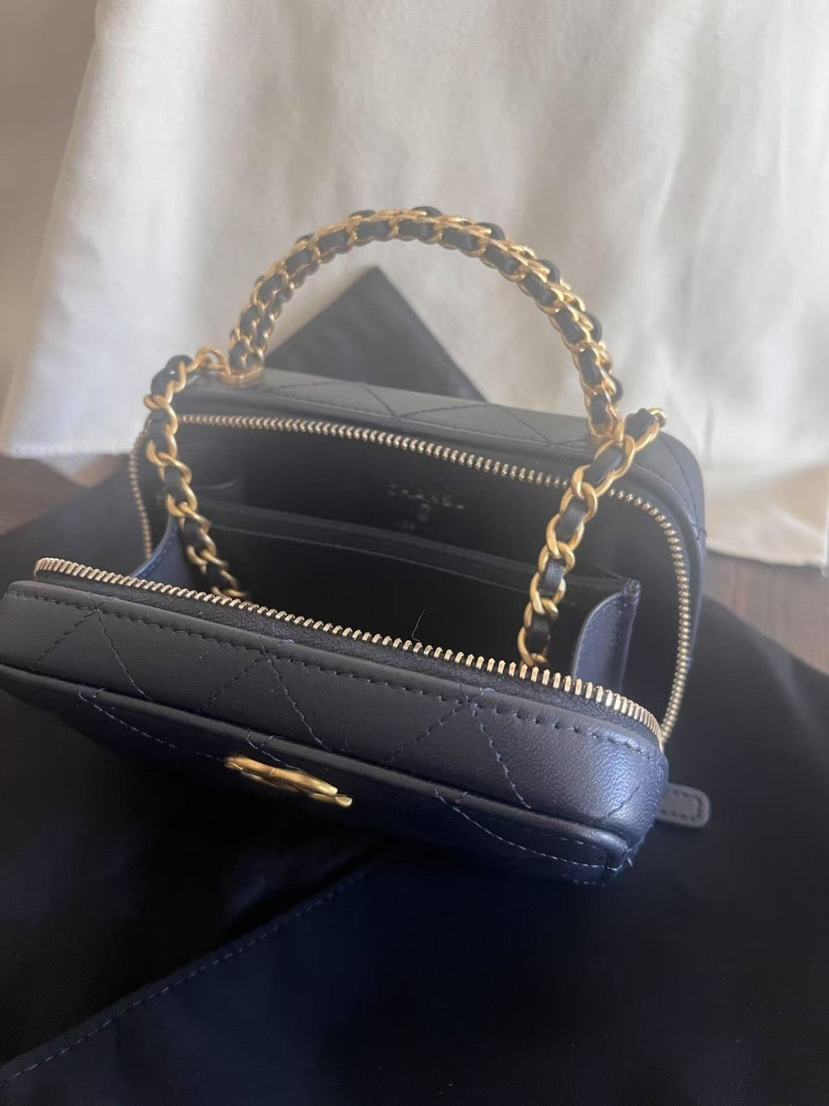 CHANEL 22K  Camera bag mini Top Handle Chain Strap Crossbody Brand NEW