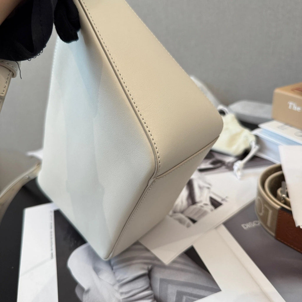 Excellent Loewe Hammock Hobo Mini White Handbag Crossbody Silver Hardware