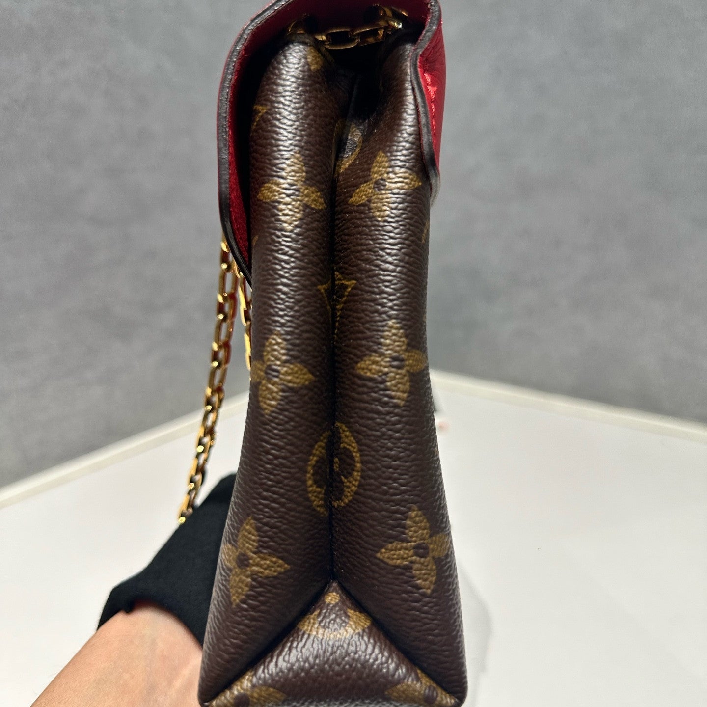 Louis Vuitton Pallas Chain Shoulder Bag Monogram Brown Red Gold Clasp
