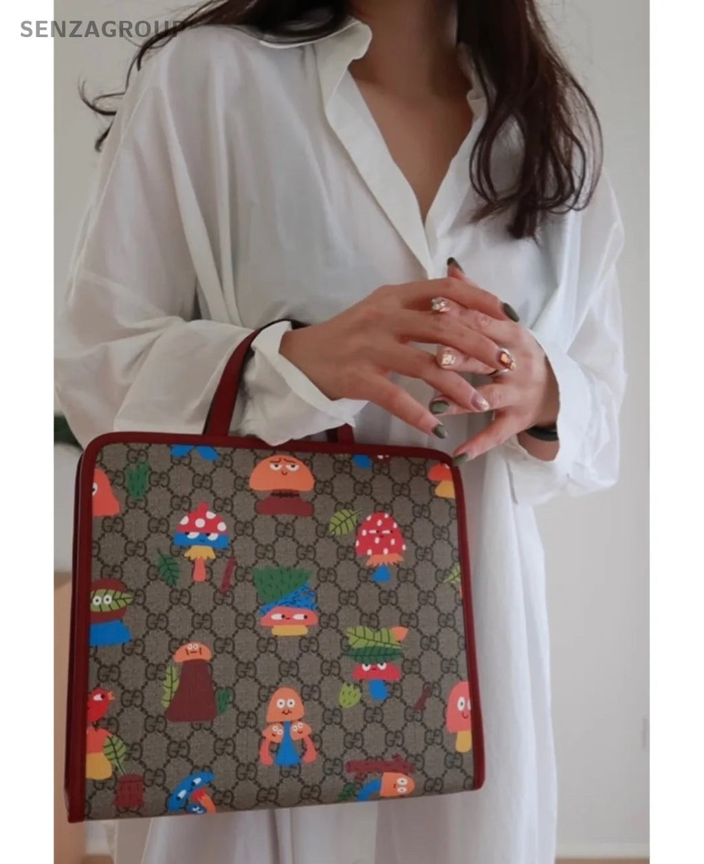 Gucci Mushroom Print GG Supreme Tote Bag Multicolor Women Almost Brand New