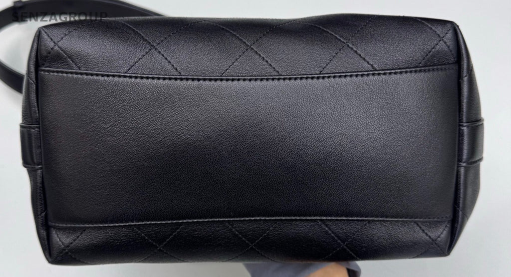 Chanel 25P Hobo Bucket Chain Shoulder Bag Black Gold Women Classic