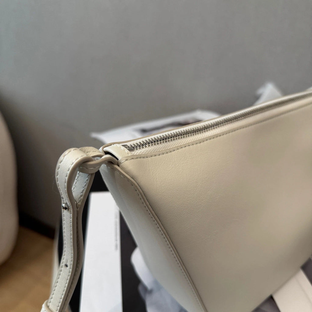 Excellent Loewe Hammock Hobo Mini White Handbag Crossbody Silver Hardware