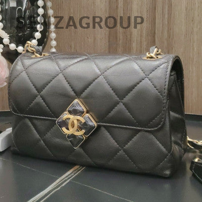 Chanel Quilted Chain Shoulder Crossbody Bag Black Gold Hardware Classic Women