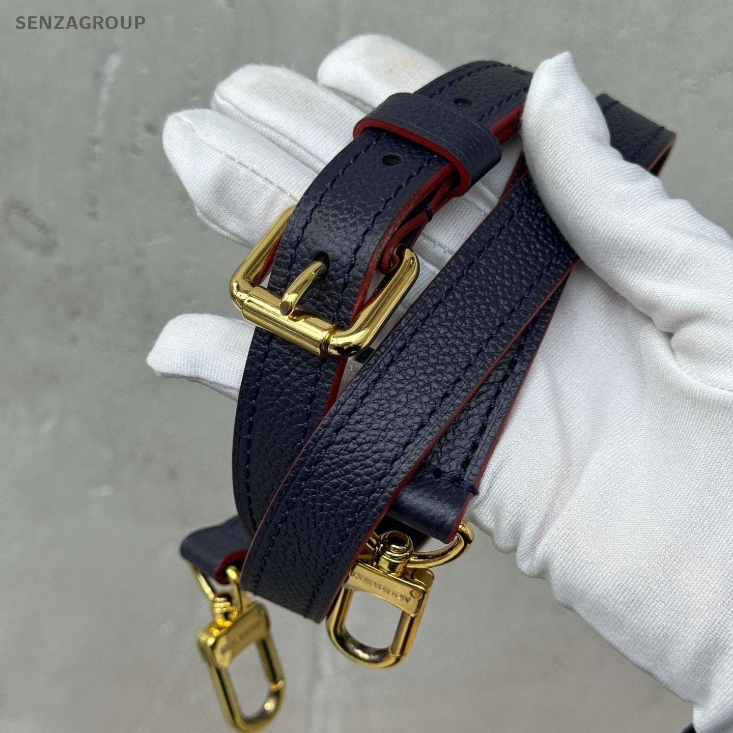 Louis Vuitton Pochette Métis Monogram Empreinte Shoulder Handbag Navy