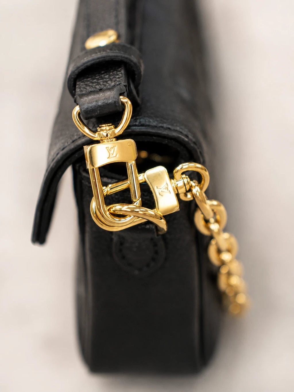 Louis Vuitton Ivy Chain Monogram Empreinte Black Gold Shoulder Bag Chain Bag