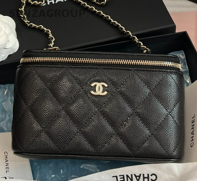 Chanel Diamond Pattern Chain Shoulder Bag Crossbody Black Gold Women Classic