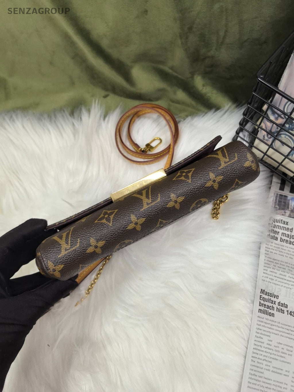 Louis Vuitton Monogram Favorite PM Leather Shoulder Crossbody Bag Women Brown
