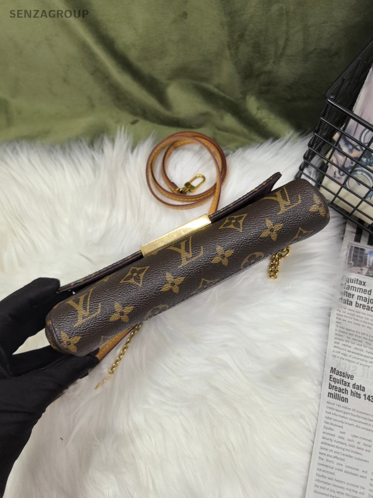 Louis Vuitton Monogram Favorite PM Leather Shoulder Crossbody Bag Women Brown
