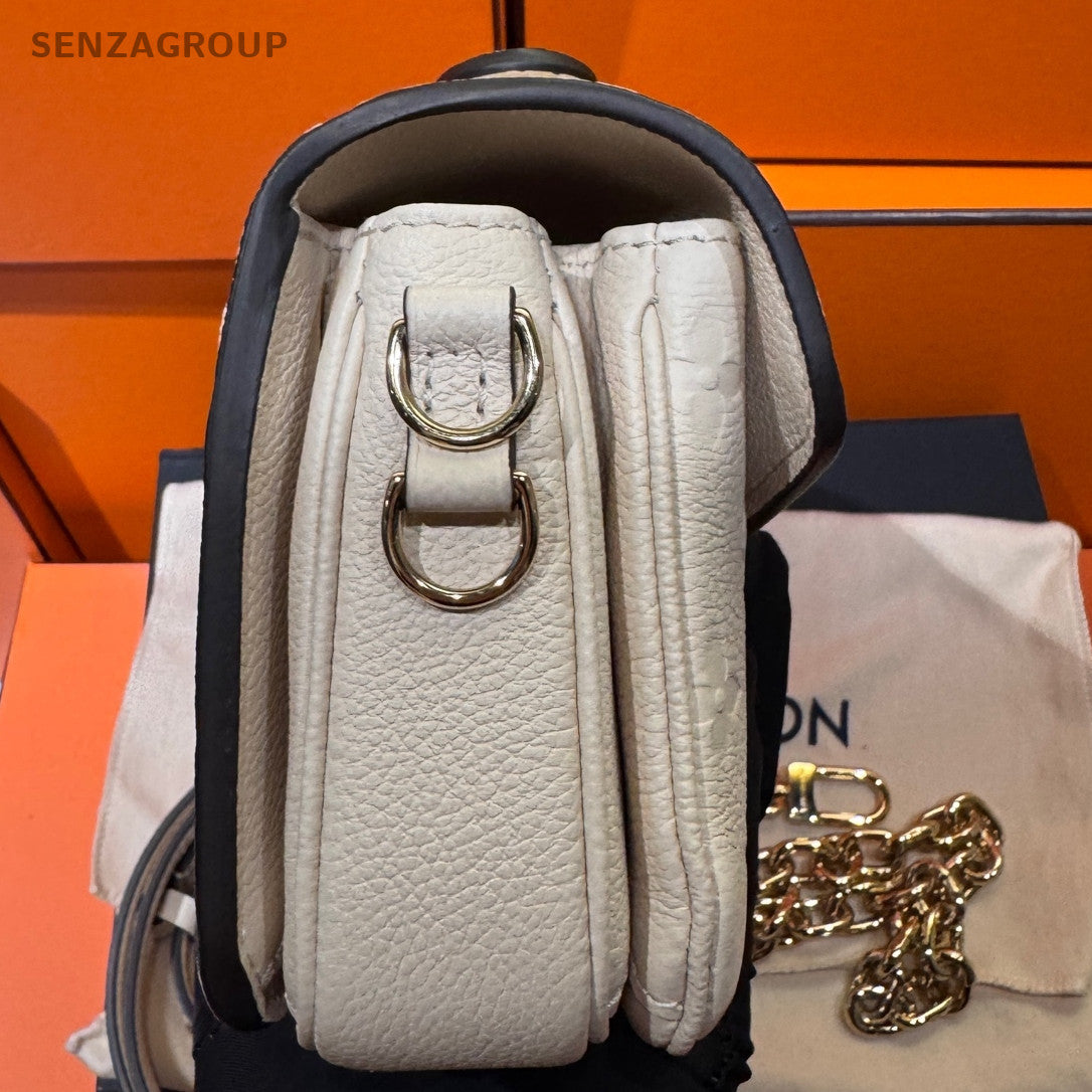 Louis Vuitton Mini White Gold Chain Shoulder Crossbody Bag Women Fashion Classic