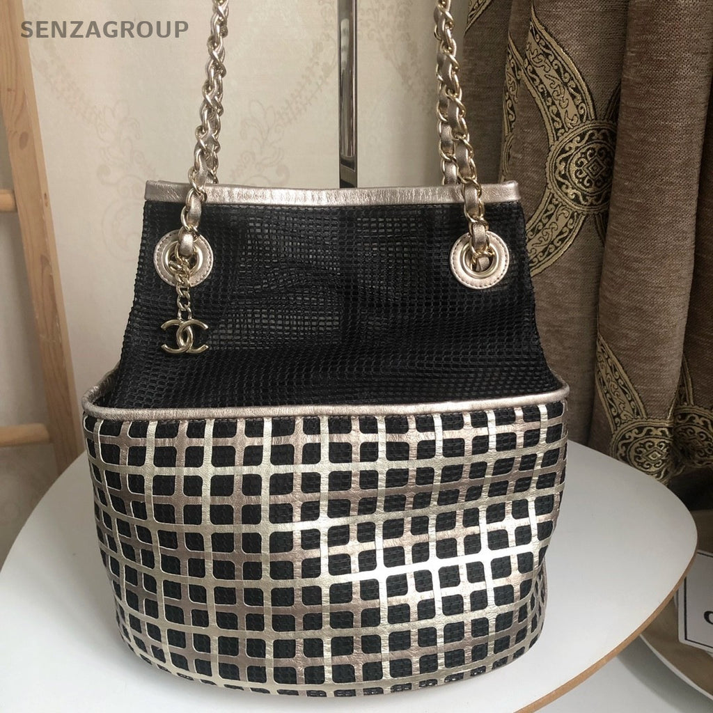 CHANEL Knitted single-shoulder bag Women Black Silver
