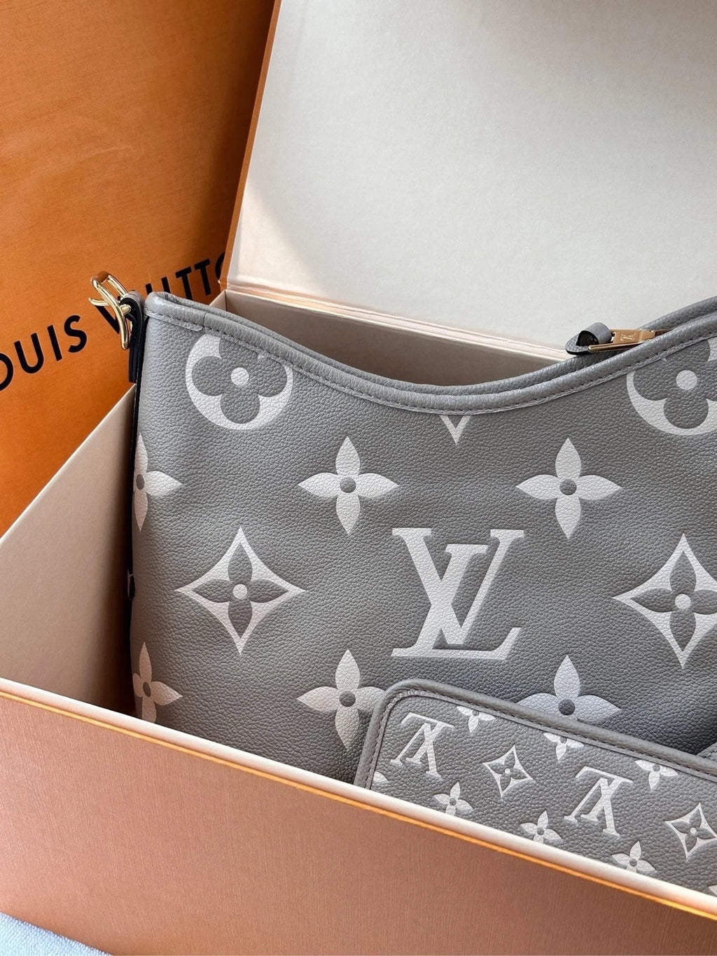 Louis Vuitton Elephant Gray Carryall Small Tote Bag For Women