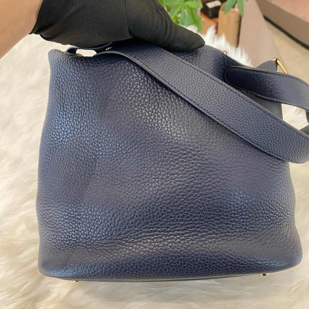Hermès Picotin Lock 22 Blue Gold Hardware Women's Handbag