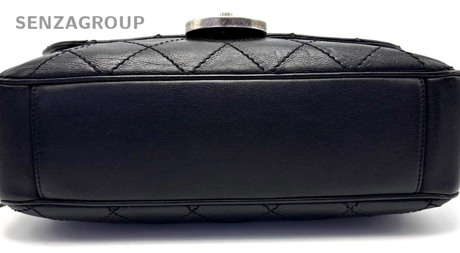 Chanel Classic Flap Diamond Pattern Chain Shoulder Bag Black Silver Used Women
