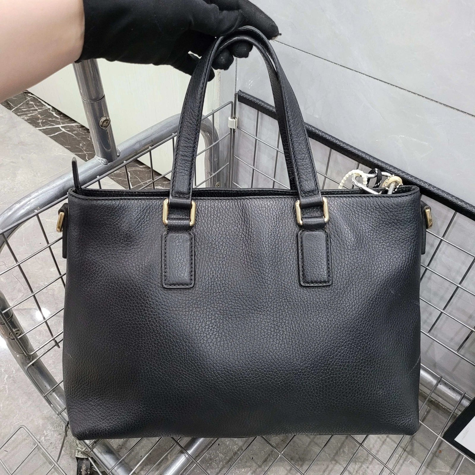 Gucci Black Tote Handbag For Women
