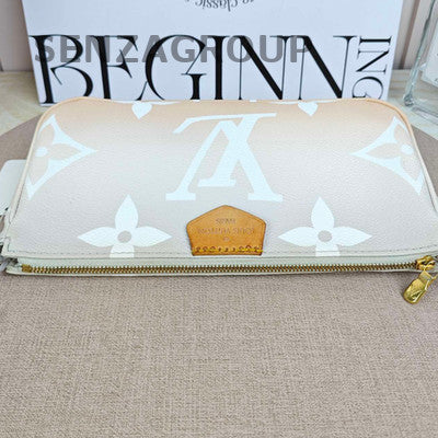 Louis Vuitton Pink White Gold Chain Crossbody Bag Women Fashion