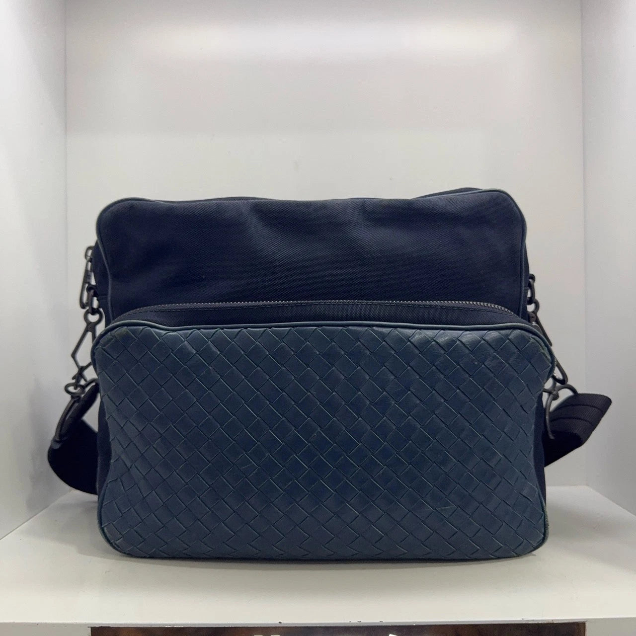 Bottega Veneta Navy Woven Leather Nylon Shoulder Crossbody Women