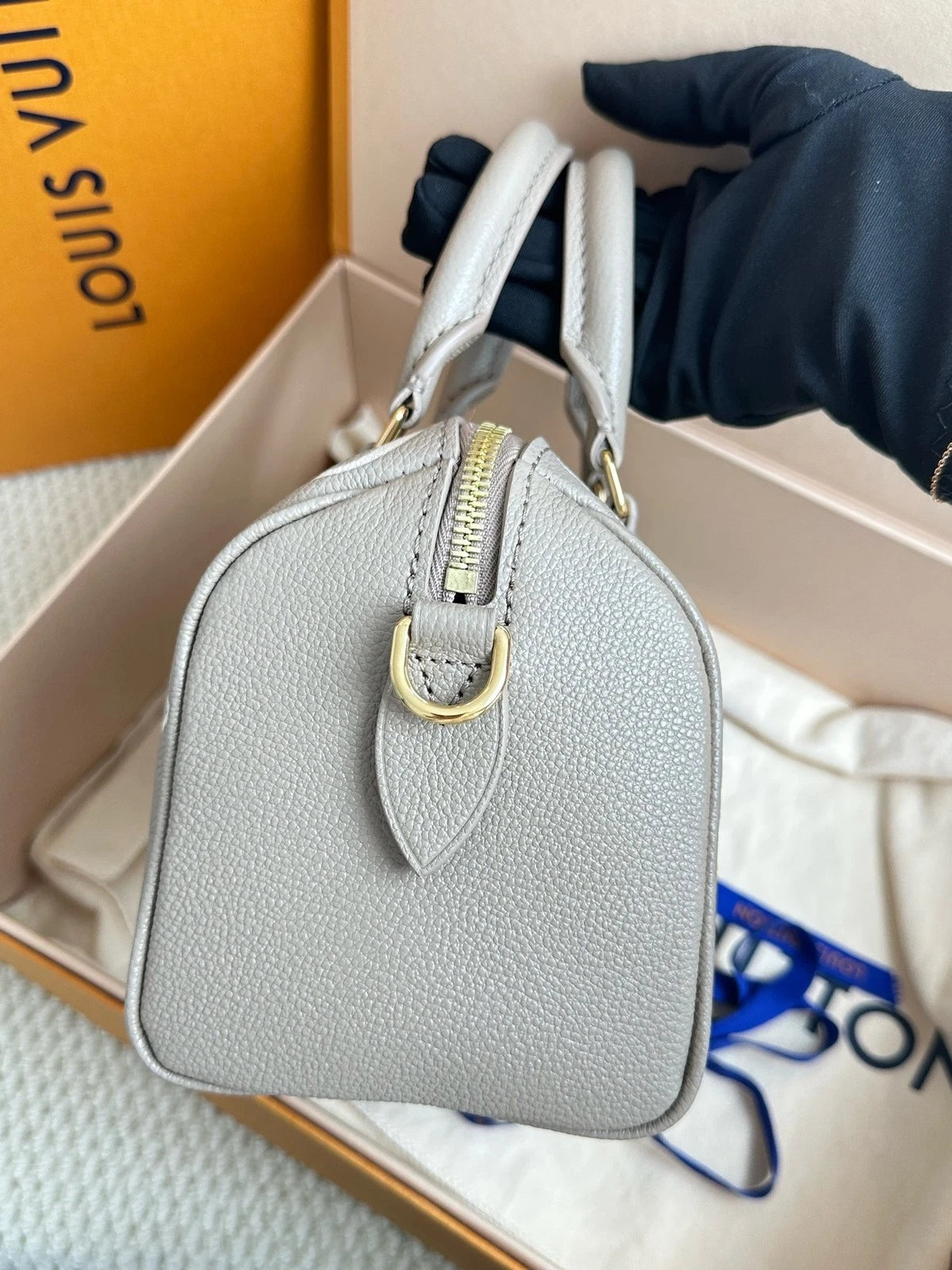 Louis Vuitton Speedy20 Gray Top Handle Excellent