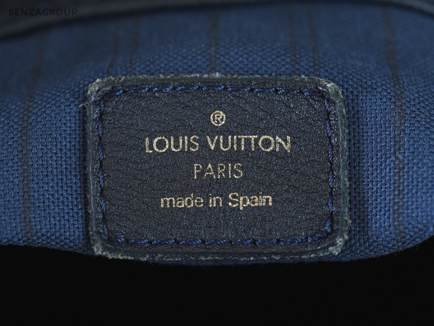Louis Vuitton Monogram Empreinte Artsy MM Navy Blue Leather Shoulder bag