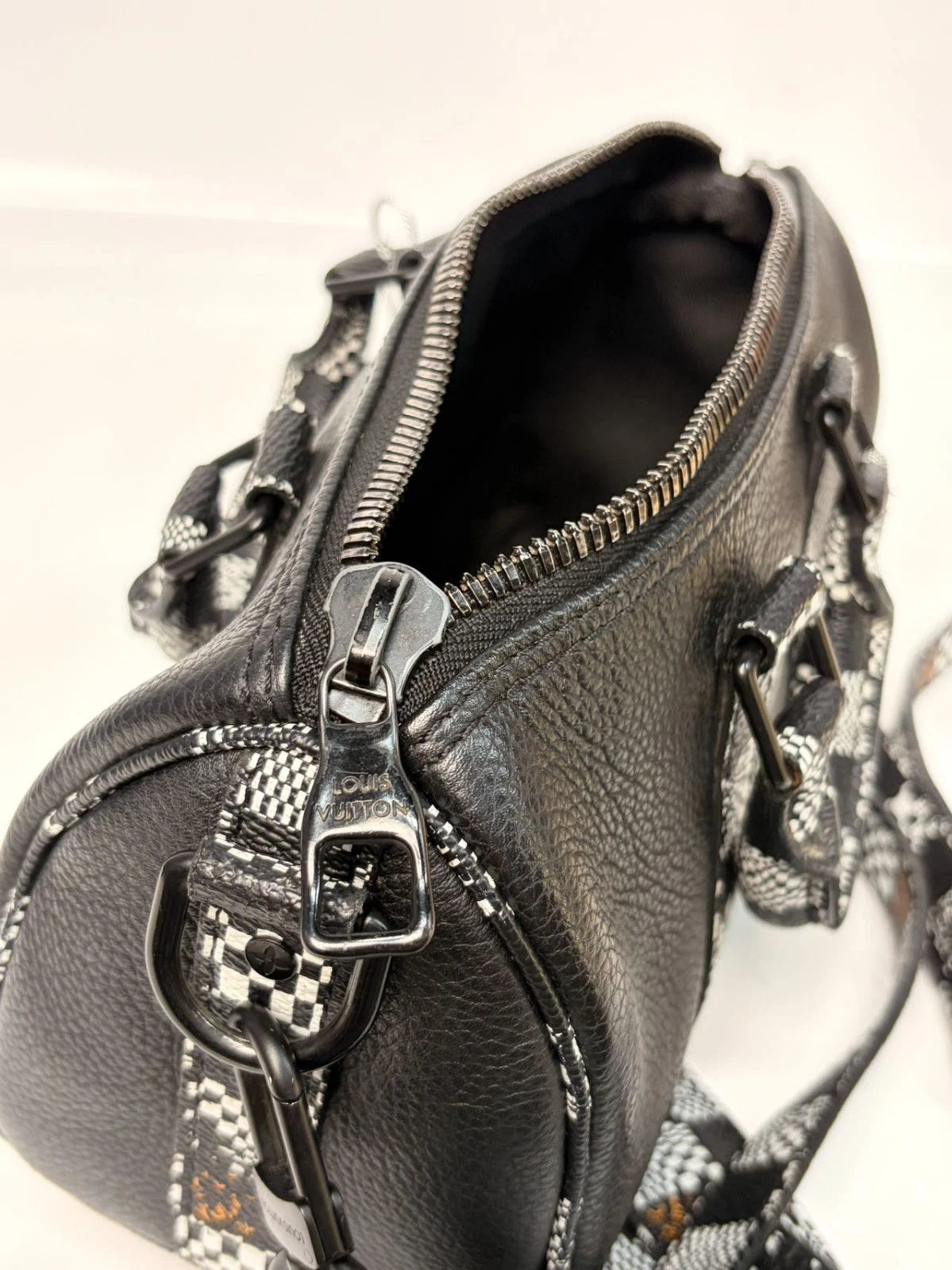 SJ0001 XP01673 Louis Vuitton Keepall Bandouliere 25 Handbag