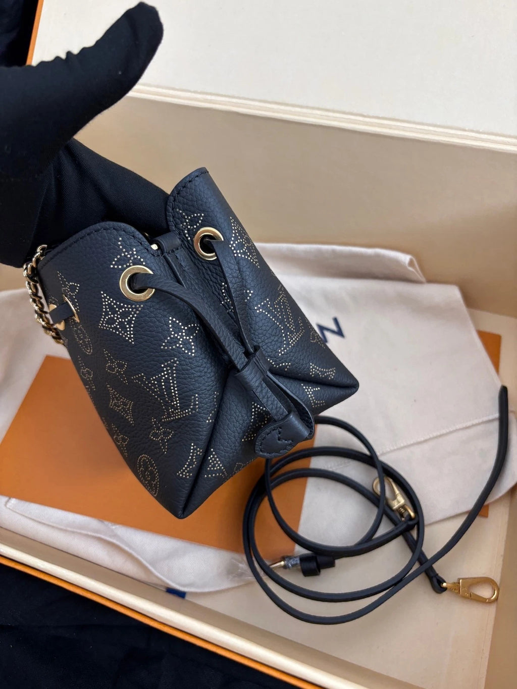Louis Vuitton Black Gold Pico Bella Handbag Shoulder Crossbody For Women