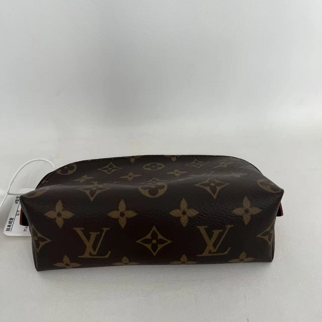 Louis Vuitton Canvas Shell Cosmetic Clutch Bag For Women