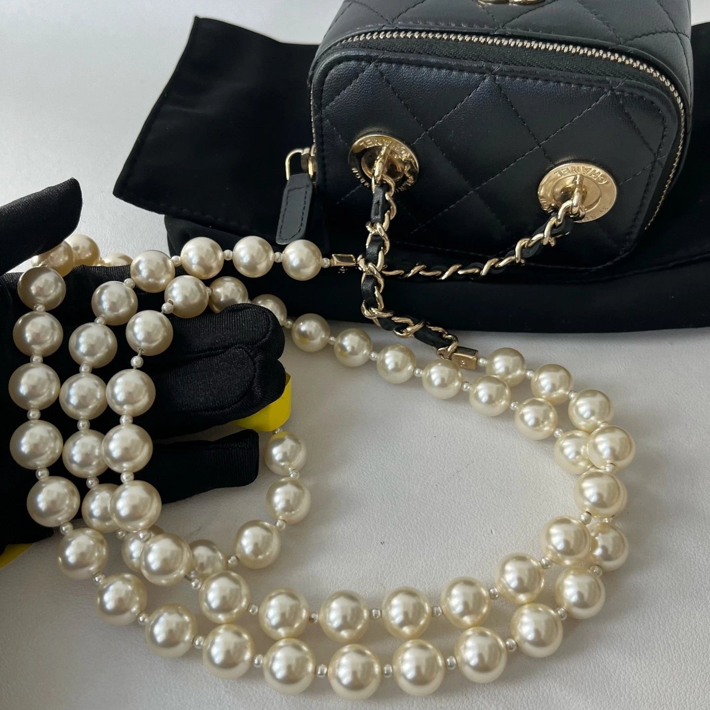 CHANEL Pearl Mini Box Chain Crossbody Shoulder Bag For Women