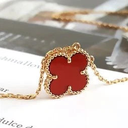 Van Cleef &amp; Arpels Vintage Alhambra Carnelian Pendant Necklace Yellow Gold 18k