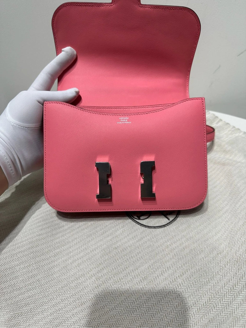 Hermes Constance 19 Pink Swift Leather Crossbody Bag For Women