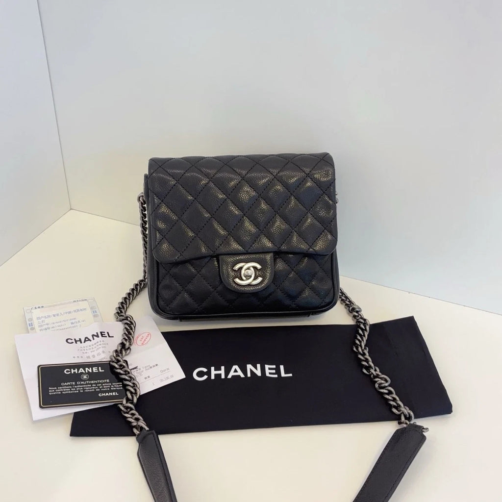 Chanel Calfskin Diamond Chain Shoulder Bag Crossbody Black Silver Women