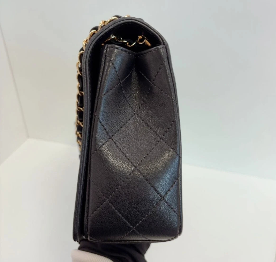 Chanel CC Logo Calfskin GM Chain Shoulder Bag Crossbody Black Gold Women Classic