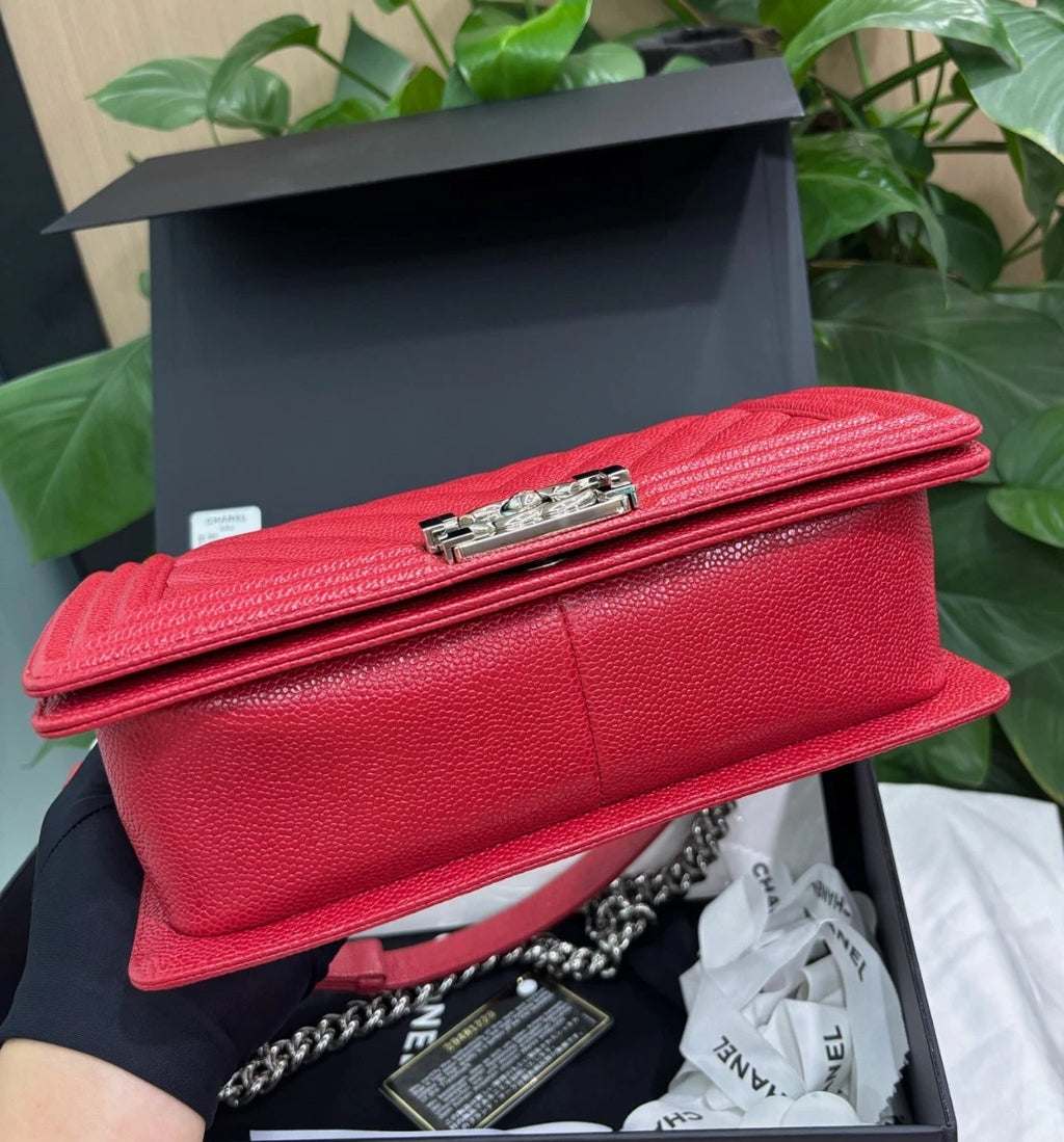 Chanel Leboy Chevron MM Calfskin Shoulder Bag Crossbody Bag Red Women Fashion
