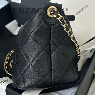 Chanel Quilted Lambskin Black Gold Chain Hobo Shoulder Bag Classic