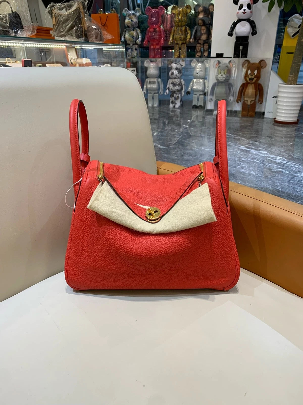 Hermes Lindy30 TC Leather Red Gold Hardware Bag For Women