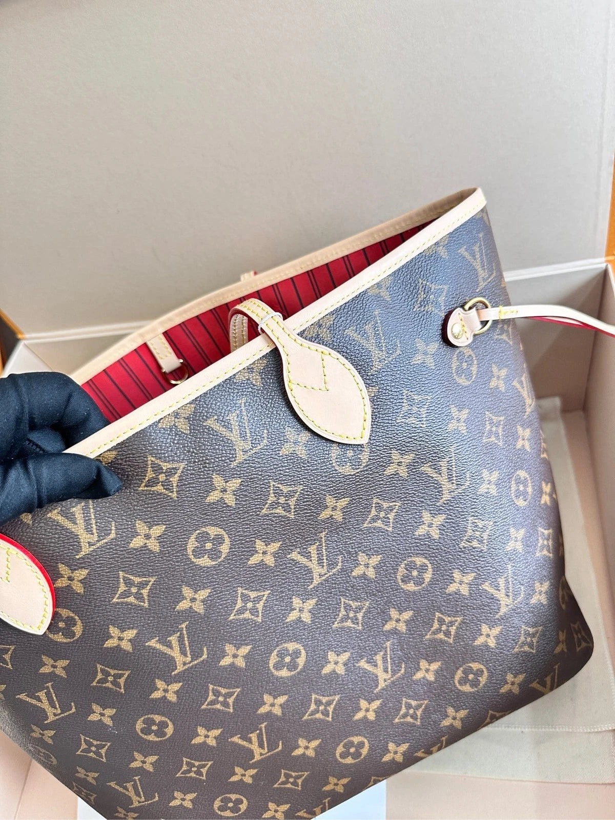 Louis Vuitton Neverfull Canvas Tote Bag Excellent