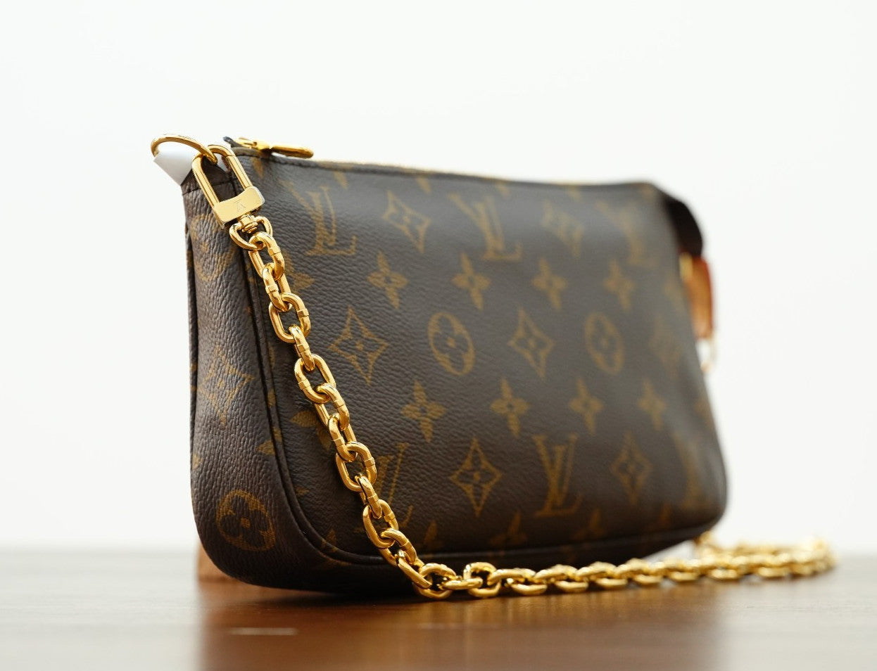 Louis Vuitton Monogram Pochette Accessories Chain Shoulder bag Almost Brand NEW