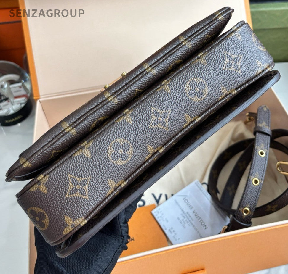Louis Vuitton Monogram POCHETTE MÉTIS Shoulder bag Canvas Alomost brand NEW