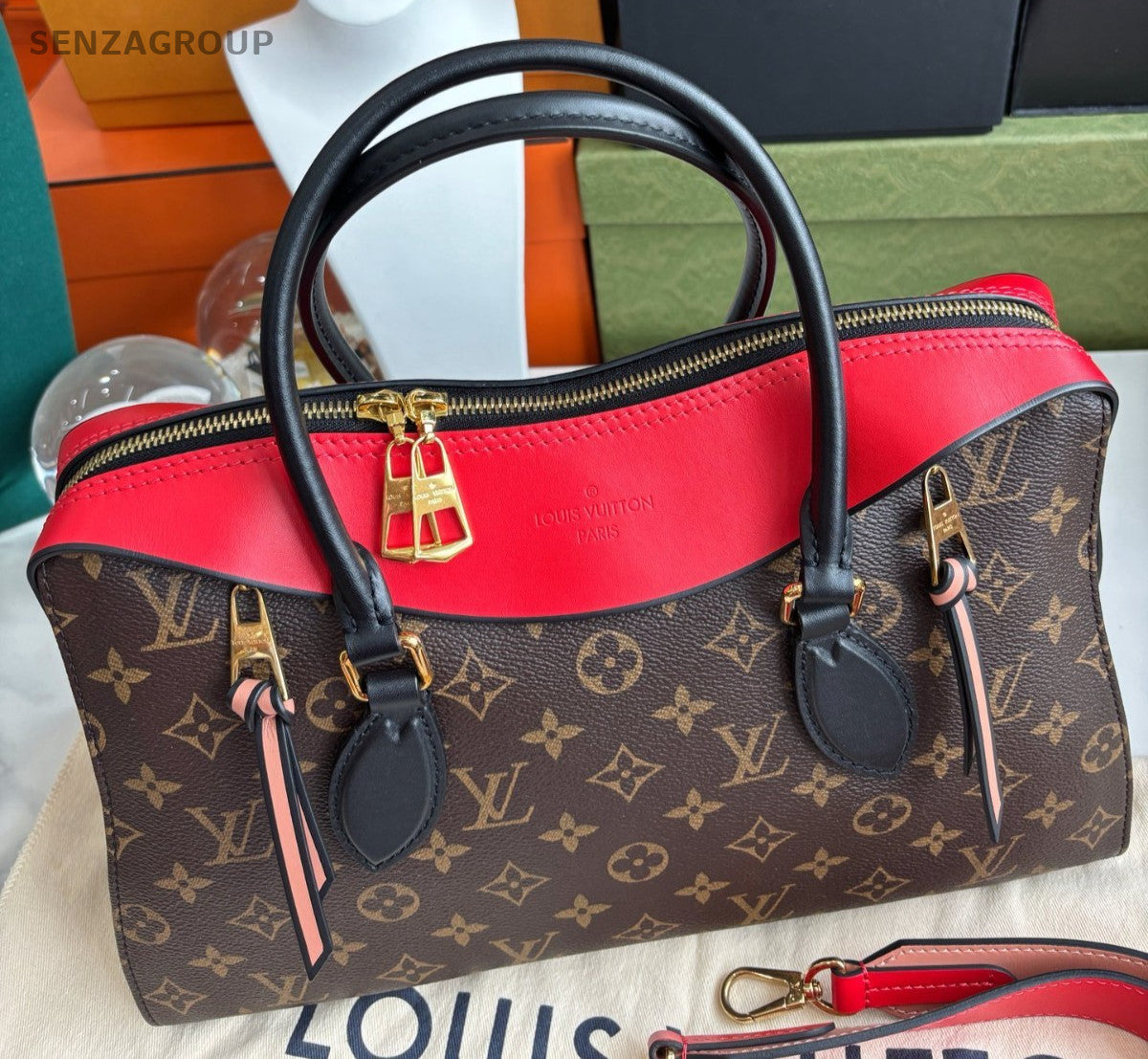 Louis Vuitton Tuileries Besace Monogram Red Shoulder handbag 2WAY