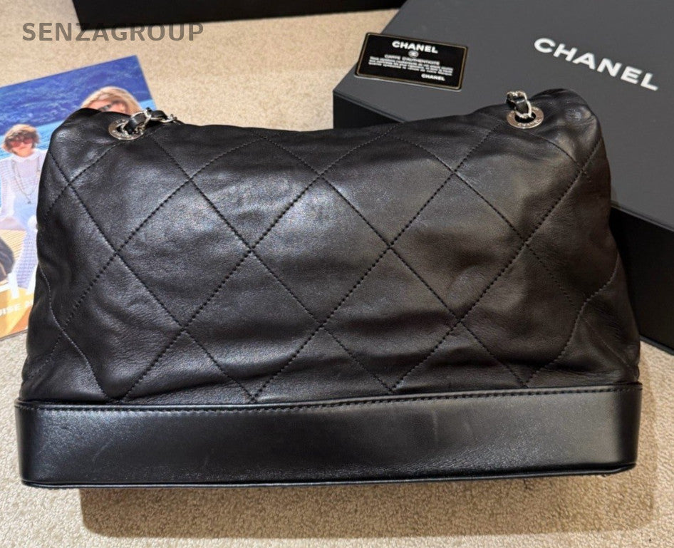 Chanel Gabrielle Diamond Chain Lambskin Shoulder Bag Black Silver Women Classic