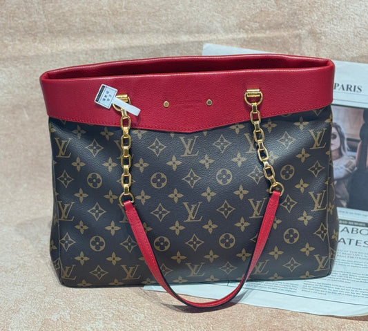 Louis Vuitton Pallas Tote Chain Monogram Shoulder Bag Brown Red Women Classic