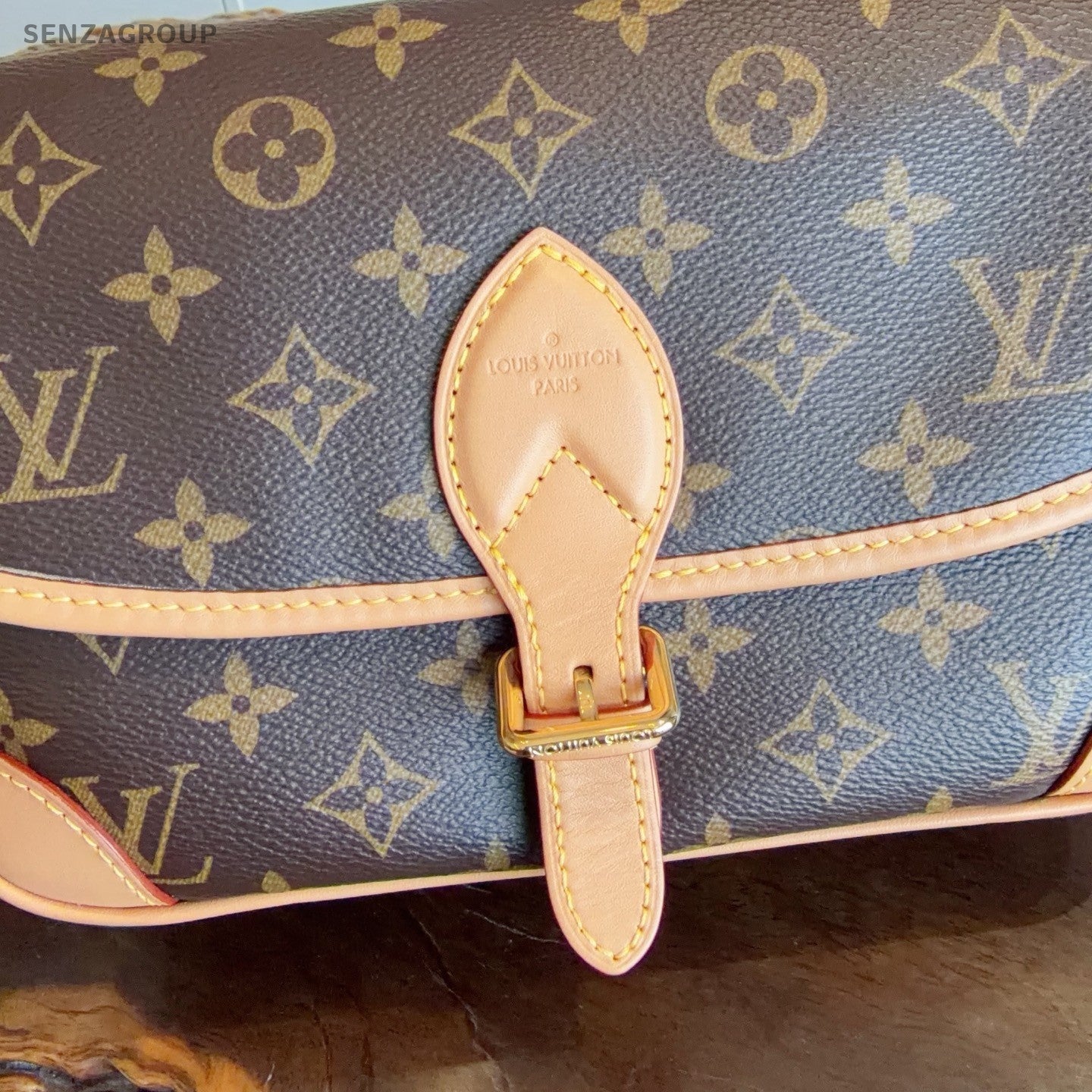 Louis Vuitton Diane Monogram Canvas Shoulder Bag Crossbody Brown Gold Women