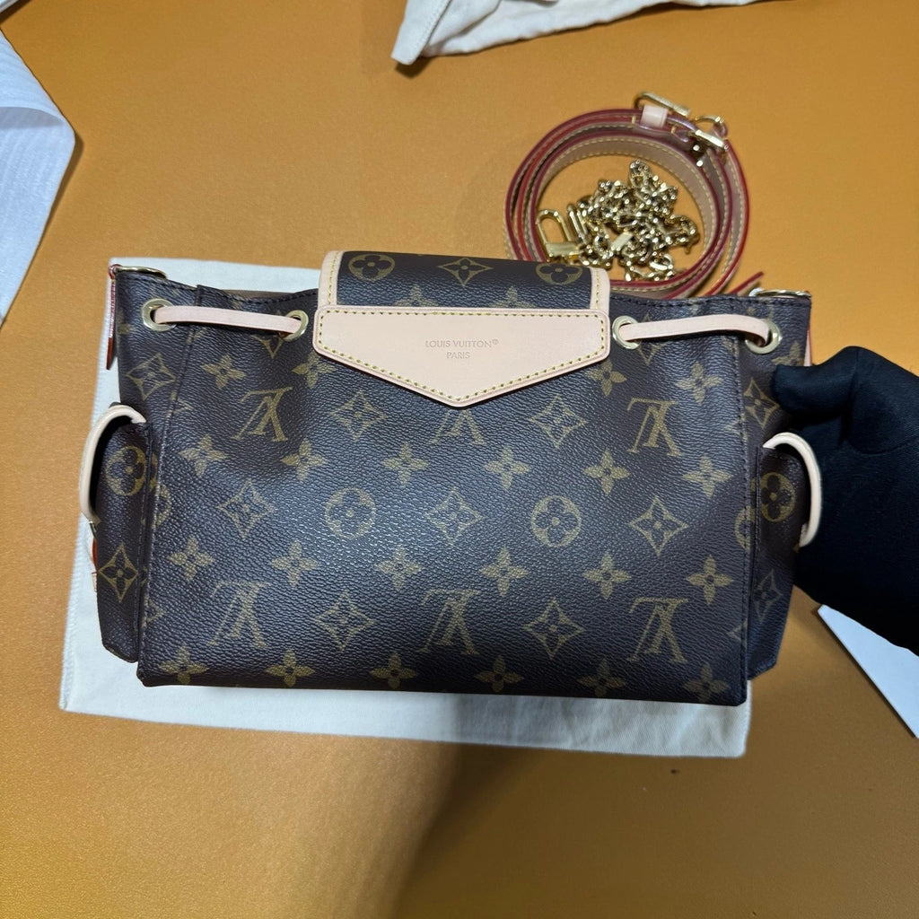 New Louis Vuitton ODYSSÉE Leather Small Dumpling Shoulder Bag For Women