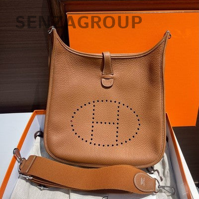 Hermès Evelyne 29 Shoulder Bag Brown Silver Hardware Classic Women