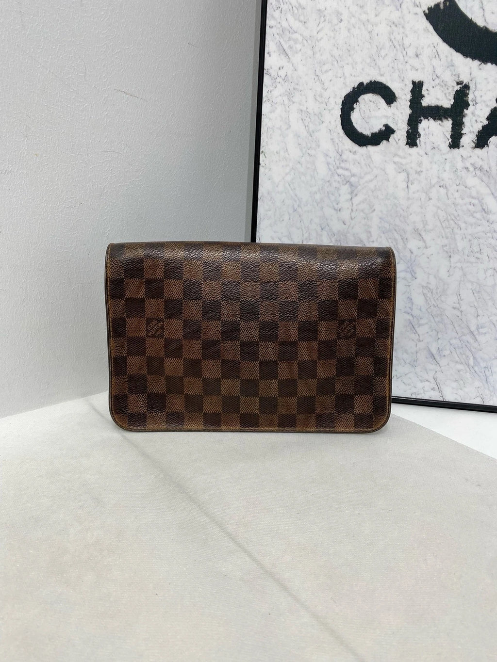 Louis Vuitton Damier Canvas Clutch Bag For Women