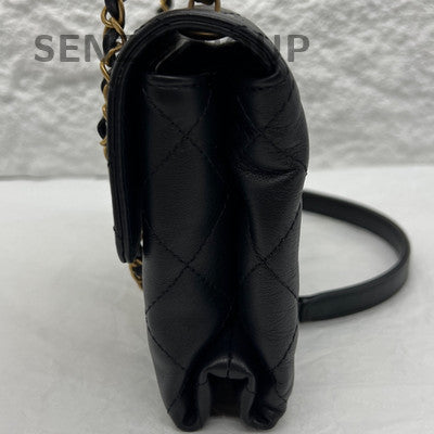 Chanel 22S Accordion Flap Bag Black Gold Quilted Chain Shoulder Crossbody
