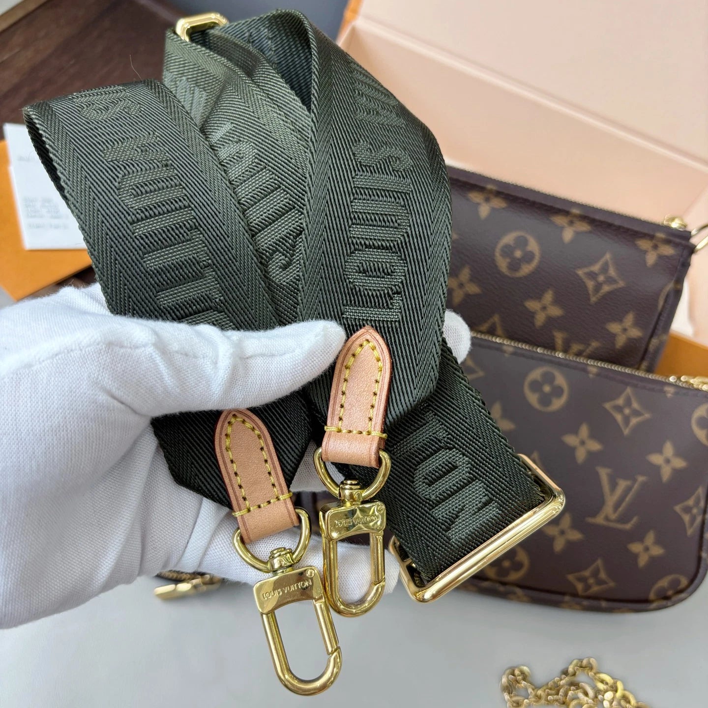 Louis Vuitton Multi Pochette Accessoires Monogram Canvas Shoulder Bag Crossbody