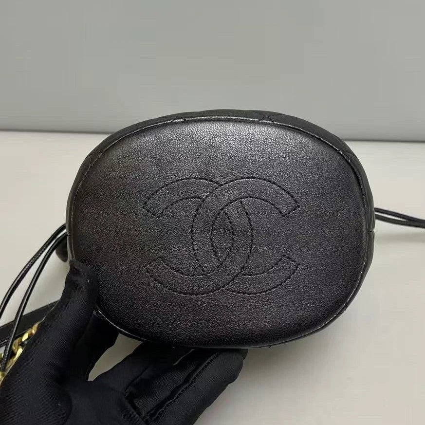 Chanel Diamond Chain Bucket Top Handle Crossbody Black Gold Women Classic